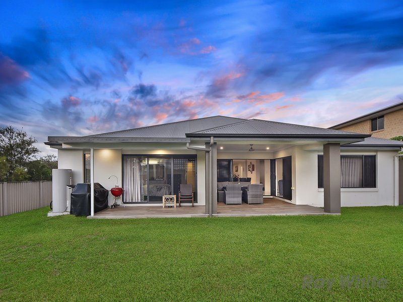 Photo - 44 Oisin Street, Murrumba Downs QLD 4503 - Image 15