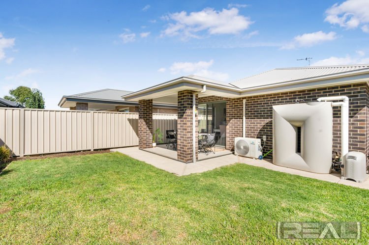 Photo - 44 Olympic Way, Munno Para West SA 5115 - Image 18