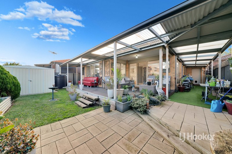 Photo - 44 Omaroo Street, Truganina VIC 3029 - Image 13