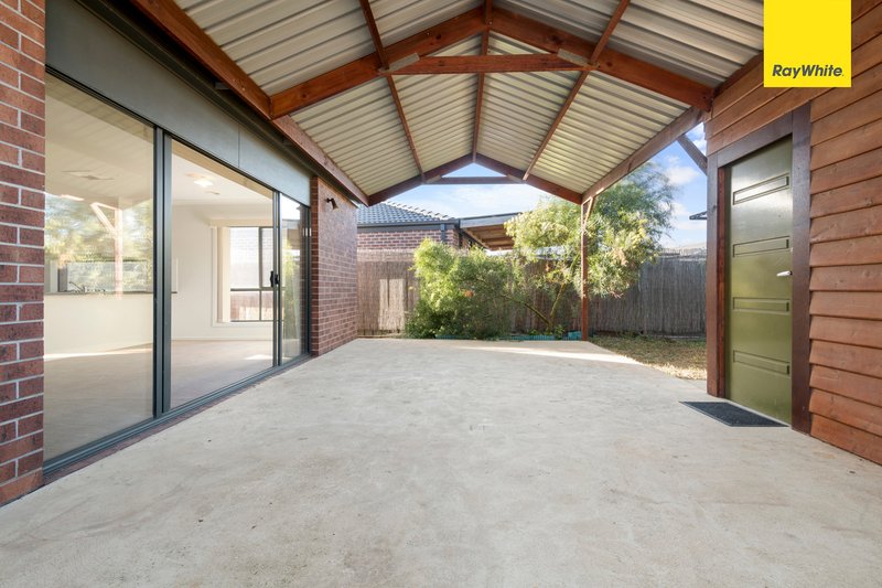 Photo - 44 Parkleigh Dve , Kurunjang VIC 3337 - Image 9