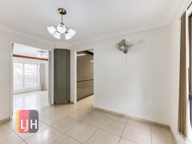 Photo - 44 Parton Street, Stafford Heights QLD 4053 - Image 4