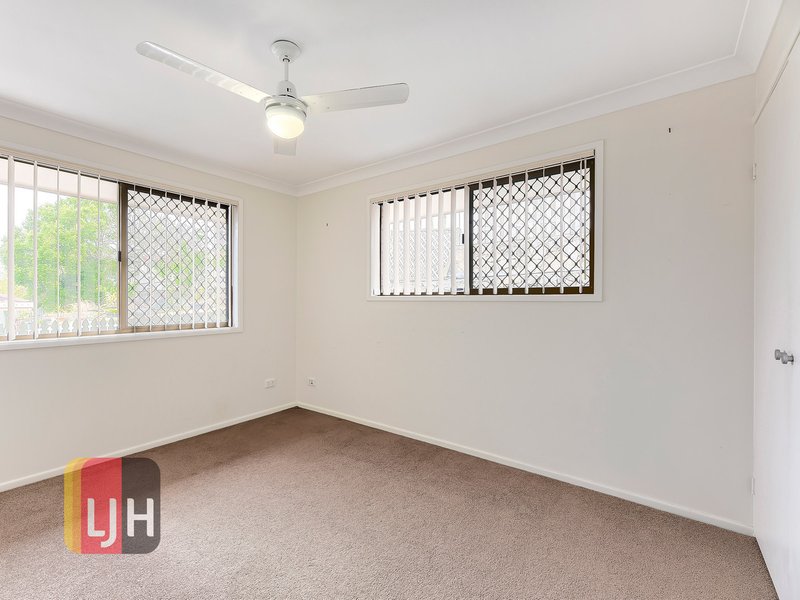 Photo - 44 Parton Street, Stafford Heights QLD 4053 - Image 10