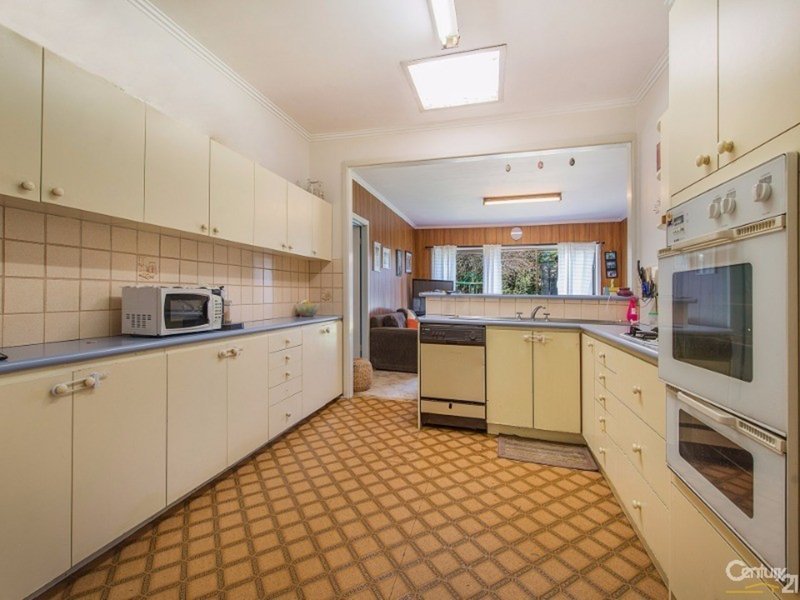 Photo - 44 Patterson Road, Bentleigh VIC 3204 - Image 3