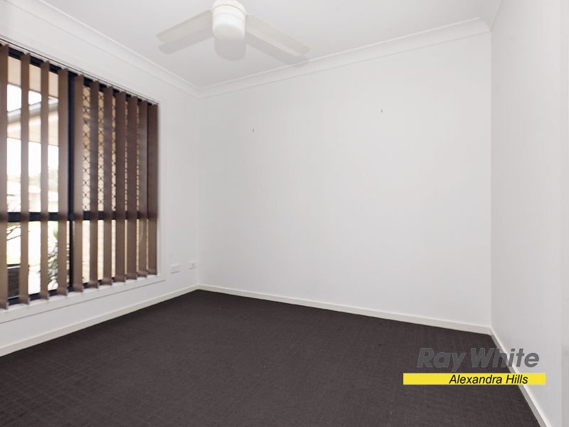 Photo - 44 Pentecost Place, Redland Bay QLD 4165 - Image 13
