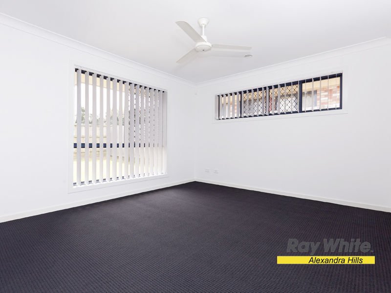 Photo - 44 Pentecost Place, Redland Bay QLD 4165 - Image 14