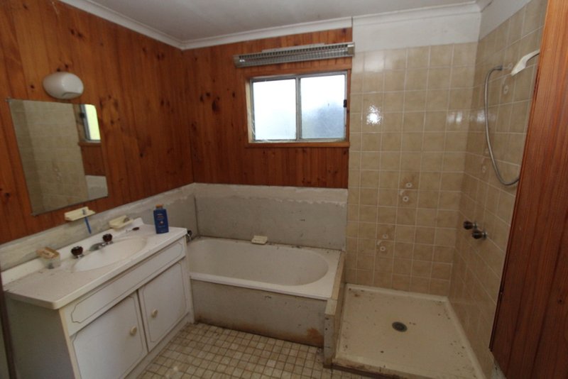 Photo - 44 Polding St. , Yass NSW 2582 - Image 12