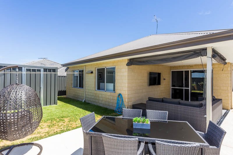 Photo - 44 Raeside Drive, Landsdale WA 6065 - Image 17