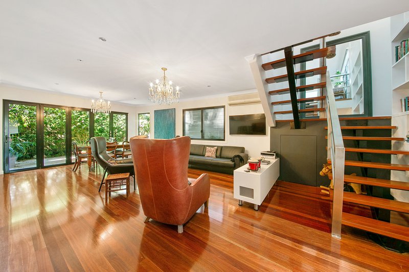 Photo - 44 Rawlins Street, Kangaroo Point QLD 4169 - Image 2