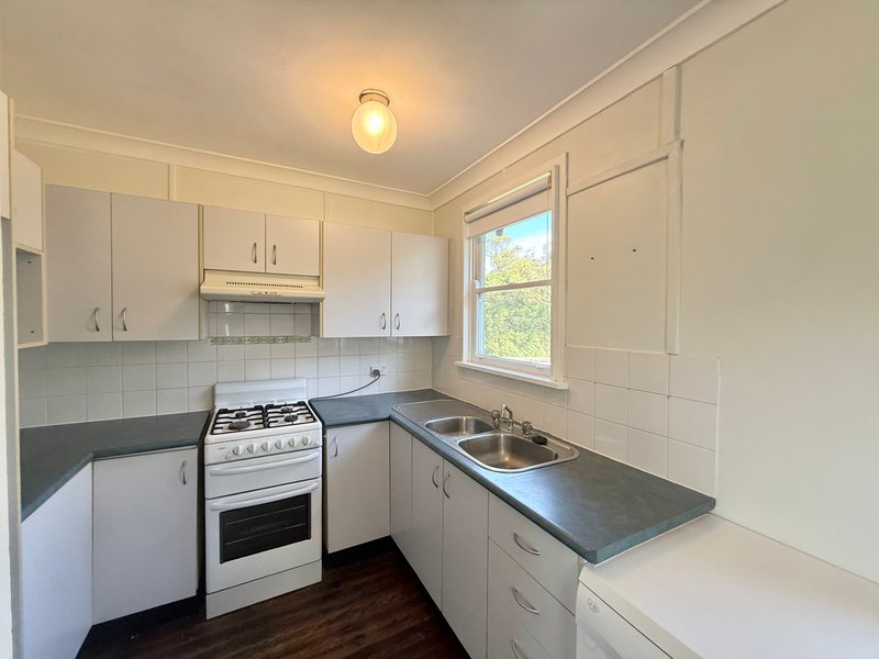 Photo - 44 Redwood Crescent, Gateshead NSW 2290 - Image 2