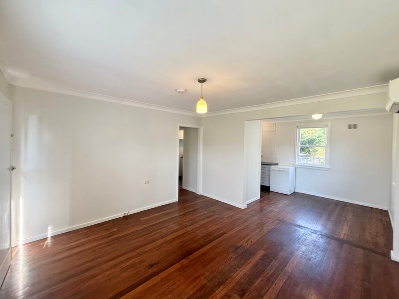 Photo - 44 Redwood Crescent, Gateshead NSW 2290 - Image 5