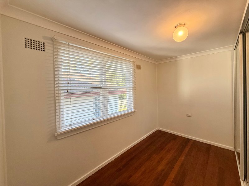 Photo - 44 Redwood Crescent, Gateshead NSW 2290 - Image 7