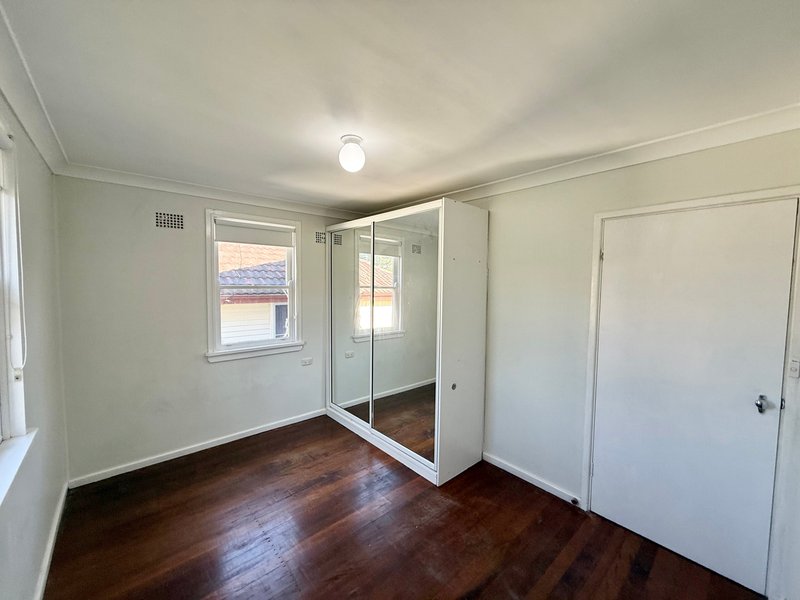 Photo - 44 Redwood Crescent, Gateshead NSW 2290 - Image 8