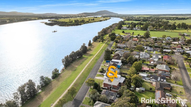 Photo - 44 Riverview Road, Nowra NSW 2541 - Image 2