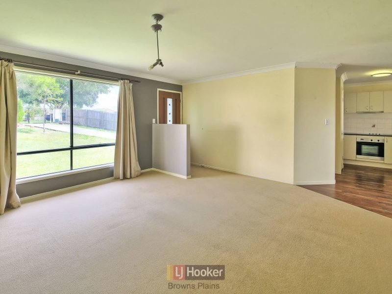 Photo - 44 Rivervista Court, Eagleby QLD 4207 - Image 4