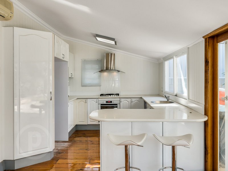 Photo - 44 Rusden Street, Kelvin Grove QLD 4059 - Image 3