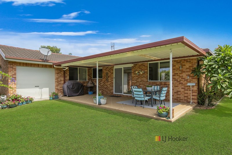 Photo - 44 Scenic Circle, Budgewoi NSW 2262 - Image 4