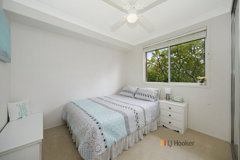 Photo - 44 Scenic Circle, Budgewoi NSW 2262 - Image 10