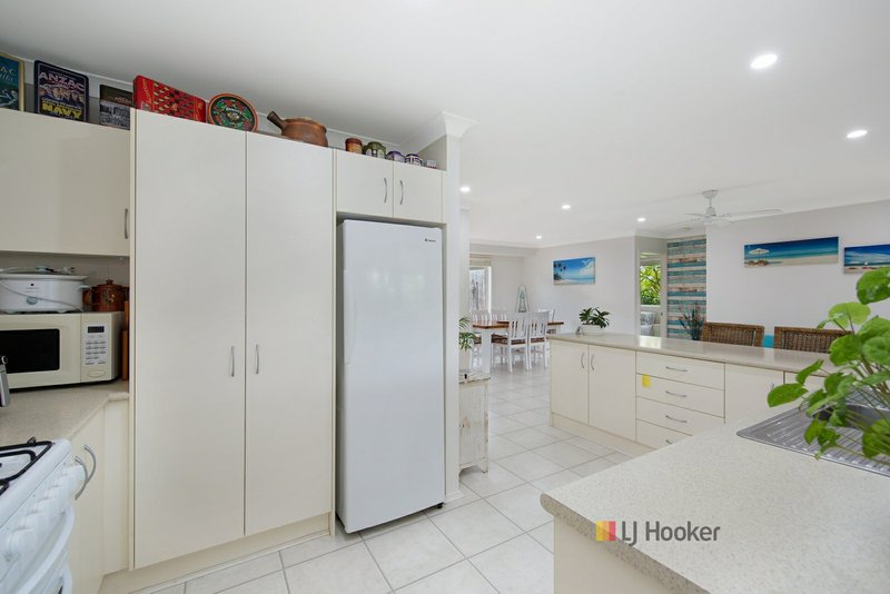 Photo - 44 Scenic Circle, Budgewoi NSW 2262 - Image 14