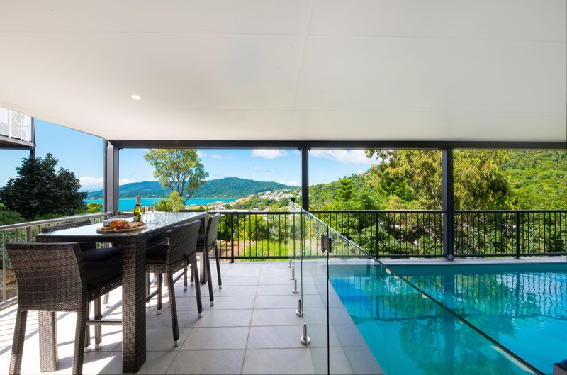 Photo - 44 Seaview Drive, Airlie Beach QLD 4802 - Image 2