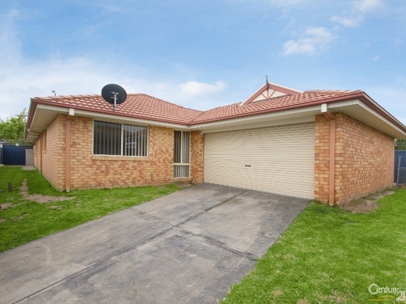 Photo - 44 Shearwater Drive, Pakenham VIC 3810 - Image 2