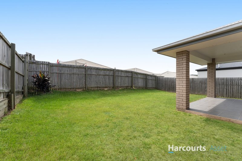 Photo - 44 Shilin Street, Yarrabilba QLD 4207 - Image 15