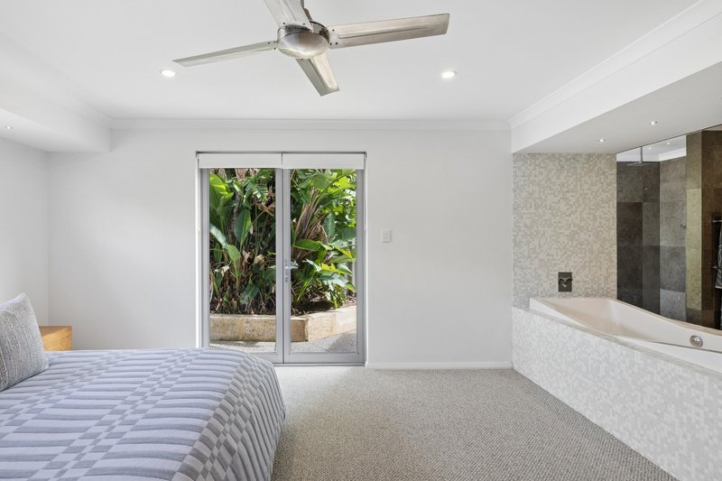 Photo - 44 Sillmon Way, Duncraig WA 6023 - Image 14