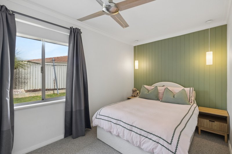 Photo - 44 Sillmon Way, Duncraig WA 6023 - Image 18
