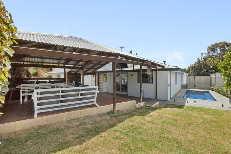 Photo - 44 Sillmon Way, Duncraig WA 6023 - Image 25