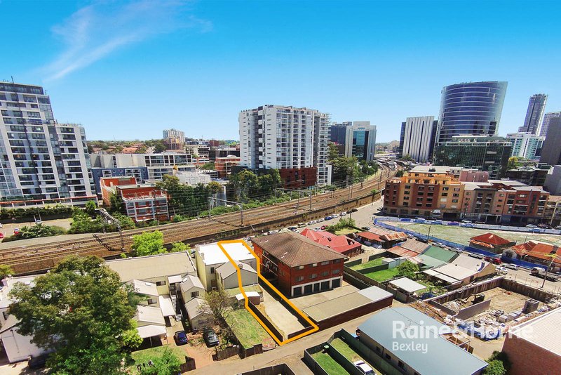 Photo - 44 Station Street East , Harris Park NSW 2150 - Image 4