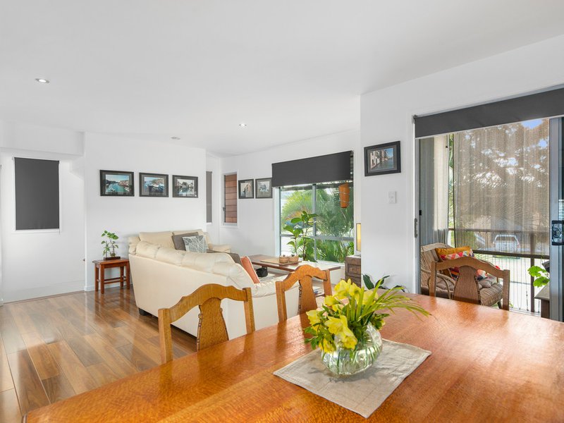 Photo - 4/4 Station Street, Tugun QLD 4224 - Image 2