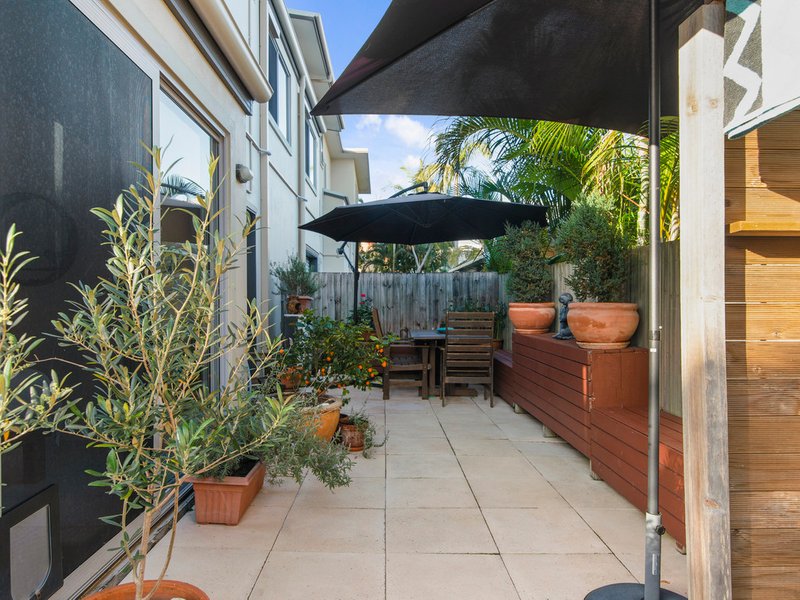 Photo - 4/4 Station Street, Tugun QLD 4224 - Image 11