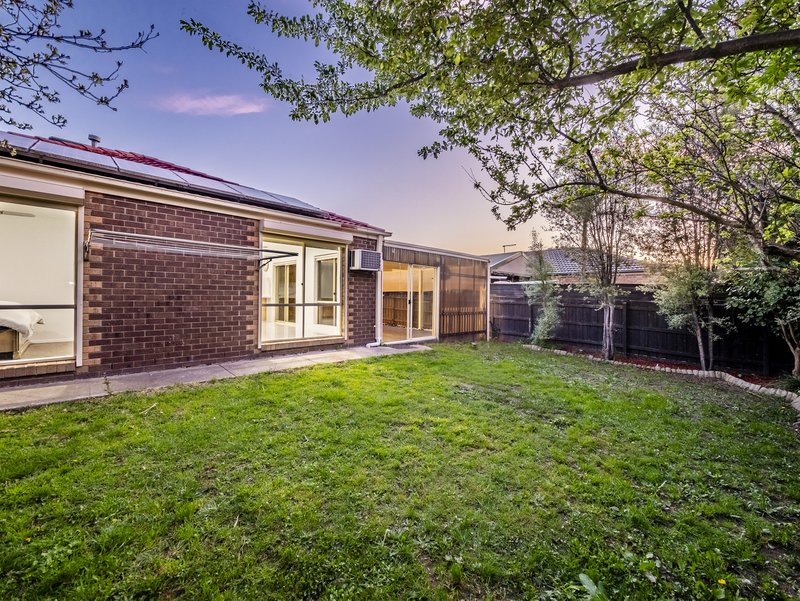 Photo - 44 Stephellen Way, Cranbourne West VIC 3977 - Image 22