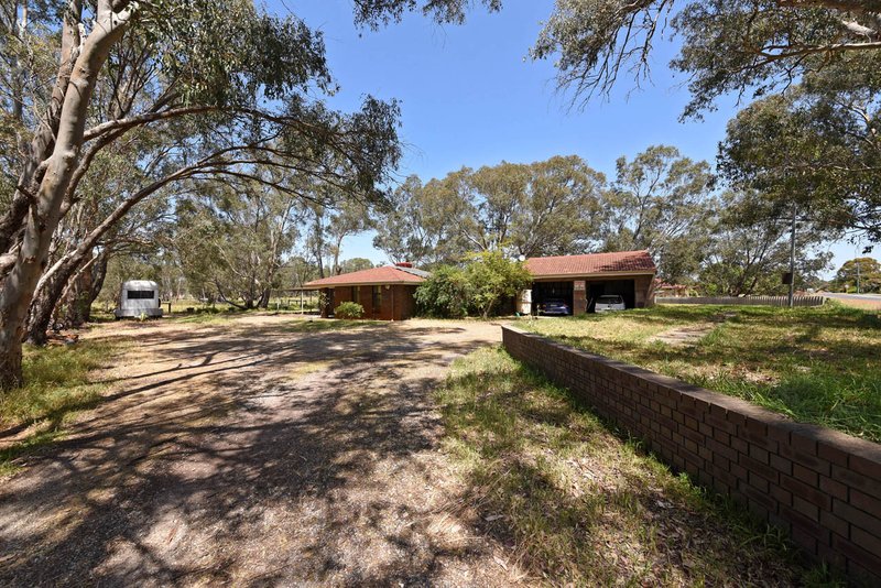 Photo - 44 Stock Road, Herne Hill WA 6056 - Image 2