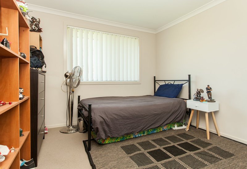 Photo - 44 Stonebridge Drive, Cessnock NSW 2325 - Image 12