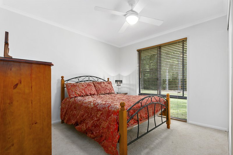 Photo - 44 Sugargum Place, Black Mountain QLD 4563 - Image 12