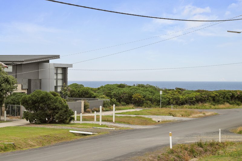 Photo - 44 Sunderland Bay Road, Sunderland Bay VIC 3922 - Image 3