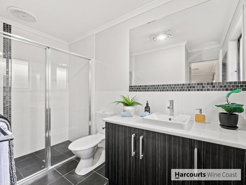 Photo - 44 Sunderland Crescent, Seaford SA 5169 - Image 15