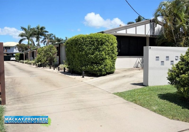 Photo - 4/4 Symons Street, South Mackay QLD 4740 - Image 2