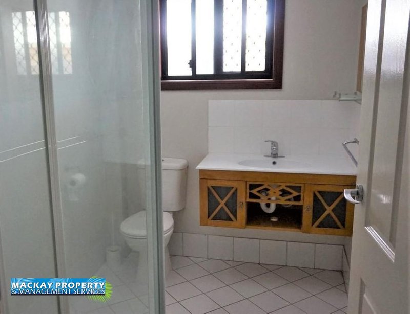 Photo - 4/4 Symons Street, South Mackay QLD 4740 - Image 7