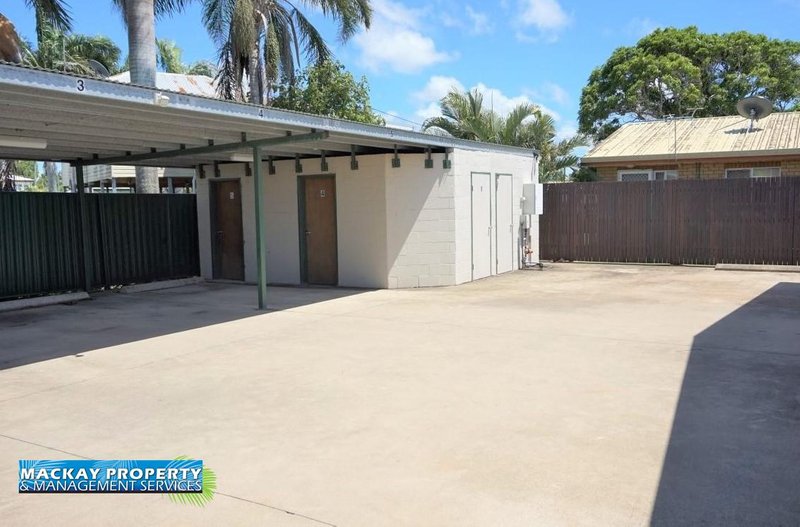 Photo - 4/4 Symons Street, South Mackay QLD 4740 - Image 11