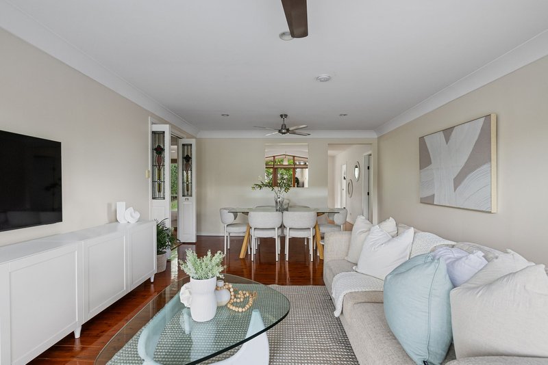 Photo - 44 Taabinga Street, Wavell Heights QLD 4012 - Image 3