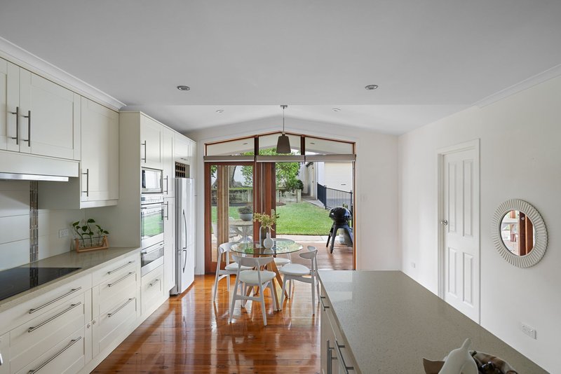 Photo - 44 Taabinga Street, Wavell Heights QLD 4012 - Image 8