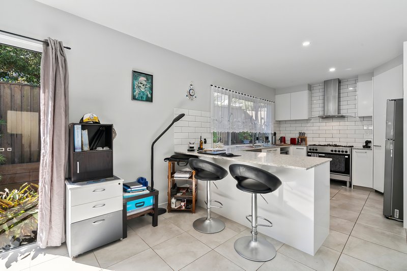 Photo - 44 Tewah Road, Boreen Point QLD 4565 - Image 16