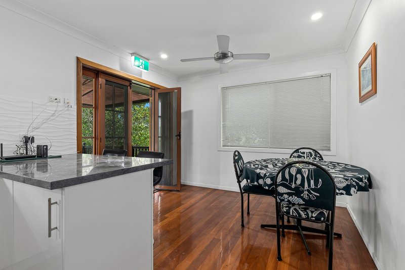 Photo - 44 Toomey Street, Chermside West QLD 4032 - Image 4