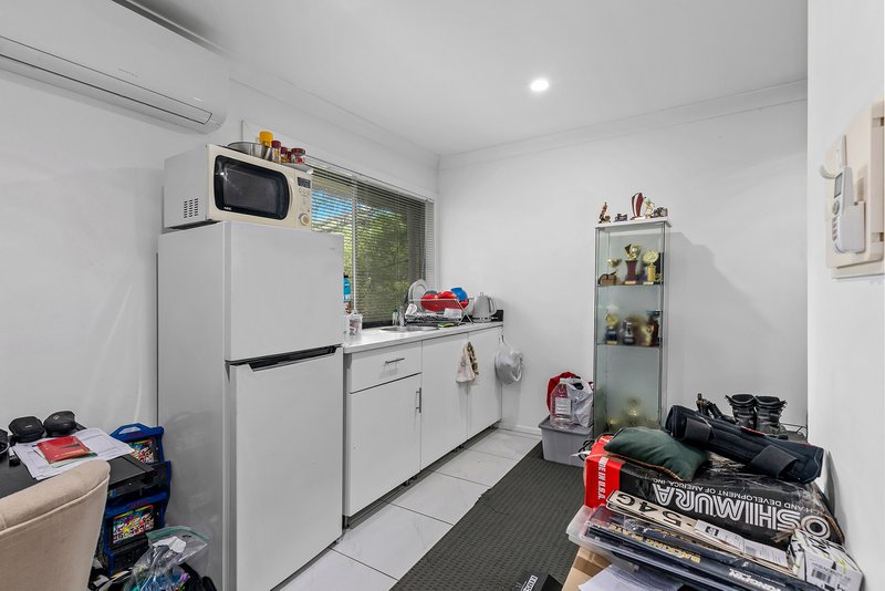 Photo - 44 Toomey Street, Chermside West QLD 4032 - Image 15