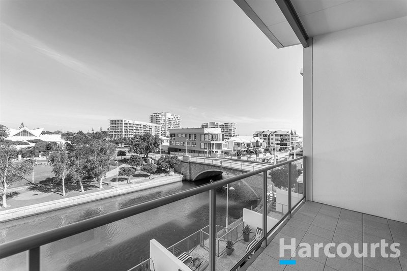 4/4 Torcello Mews, Mandurah WA 6210