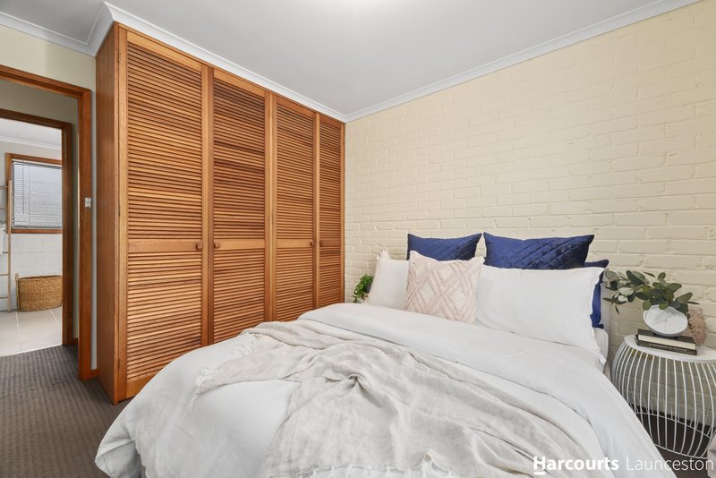 Photo - 4/4 Valley Street, Trevallyn TAS 7250 - Image 6