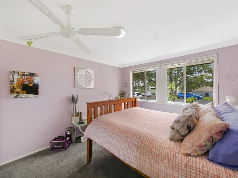 Photo - 44 Wailele Avenue, Budgewoi NSW 2262 - Image 6