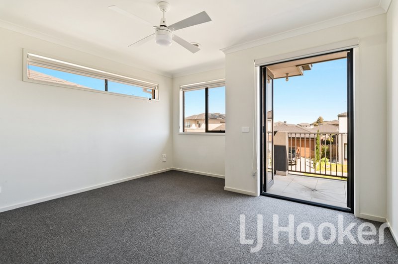 Photo - 44 Waldorf Avenue, Point Cook VIC 3030 - Image 7