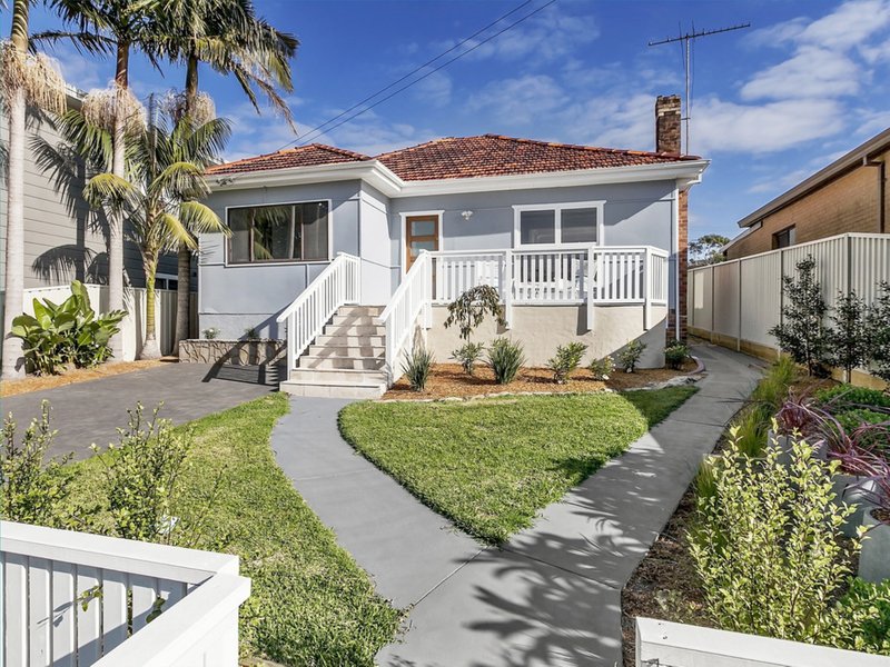 Photo - 44 Walker Street, Helensburgh NSW 2508 - Image 9